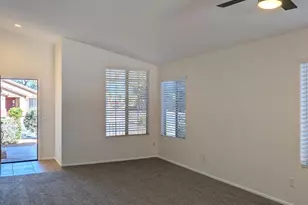 2471 E Derringer Way, Chandler, AZ 85286 - Photo 4