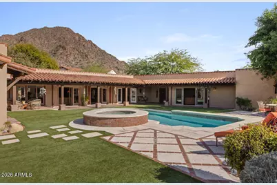 5102 N Saddle Rock Lane, Phoenix, AZ 85018 - Photo 16