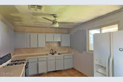 4949 W Stella Avenue, Glendale, AZ 85301 - Photo 4