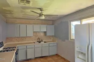 4949 W Stella Ave, Glendale, AZ 85301 - Photo 4