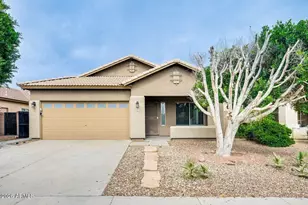 14632 W Evans Dr, Surprise, AZ 85379 - Photo 2