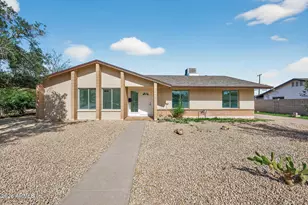 2822 E Yucca St, Phoenix, AZ 85028 - Photo 1