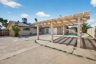 2822 E Yucca St, Phoenix, AZ 85028 - Photo 46