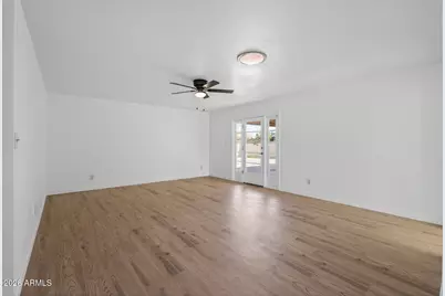 2822 E Yucca Street, Phoenix, AZ 85028 - Photo 10