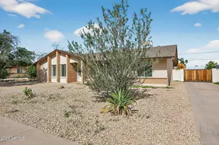 2822 E Yucca St, Phoenix, AZ 85028 - Photo 4