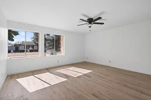 2822 E Yucca St, Phoenix, AZ 85028 - Photo 24