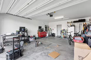 27271 N 171st Dr, Surprise, AZ 85387 - Photo 34