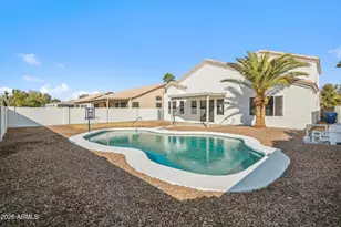 11537 W Laurelwood Ln, Avondale, AZ 85392 - Photo 34