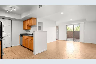 5877 N Granite Reef Road #Apt 1154, Scottsdale, AZ 85250 - Photo 1