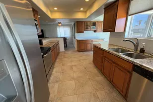 10416 W Prairie Hills Cir, Sun City, AZ 85351 - Photo 16