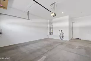 3741 E Catalina Dr, Phoenix, AZ 85018 - Photo 28