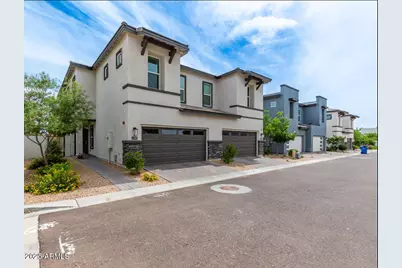 3741 E Catalina Drive, Phoenix, AZ 85018 - Photo 1