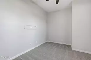 3741 E Catalina Dr, Phoenix, AZ 85018 - Photo 10