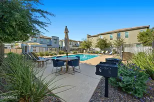 3741 E Catalina Dr, Phoenix, AZ 85018 - Photo 34