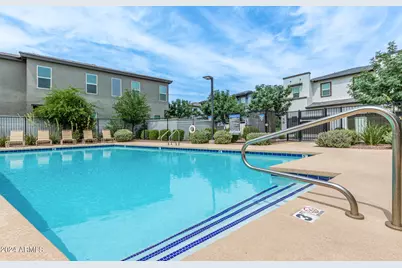 3741 E Catalina Drive, Phoenix, AZ 85018 - Photo 2