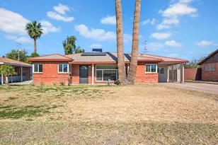 826 E Lamar Rd, Phoenix, AZ 85014 - Photo 1