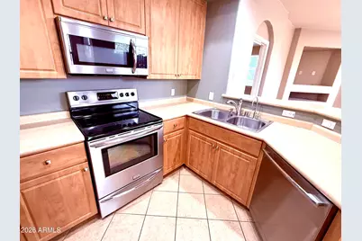 705 W Queen Creek Road #2114, Chandler, AZ 85248 - Photo 2