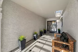 8935 N 82nd St, Scottsdale, AZ 85258 - Photo 2