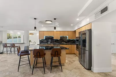 8935 N 82nd Street, Scottsdale, AZ 85258 - Photo 10