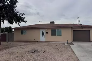 8102 N 30th Dr, Phoenix, AZ 85051 - Photo 1