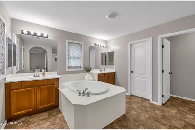 849 S Henry Lane, Gilbert, AZ 85296 - Photo 18