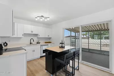 2134 E Beck Lane, Phoenix, AZ 85022 - Photo 2