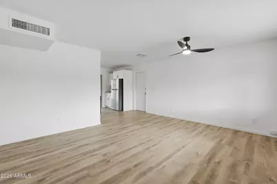 2134 E Beck Lane, Phoenix, AZ 85022 - Photo 6