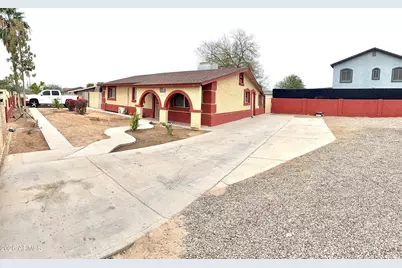 12622 W Illini Street, Avondale, AZ 85323 - Photo 4