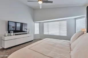 4536 E Rowel Rd, Phoenix, AZ 85050 - Photo 16