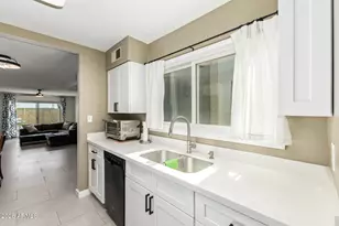 2717 S Alder Dr, Tempe, AZ 85282 - Photo 12