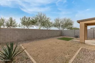 40489 W Helen Ct, Maricopa, AZ 85138 - Photo 32