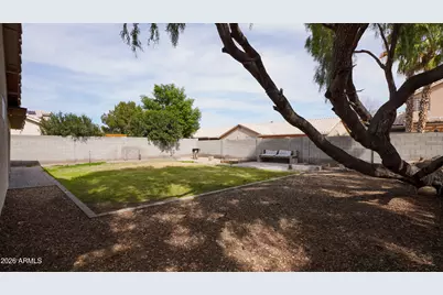 15231 N 87th Drive, Peoria, AZ 85381 - Photo 16