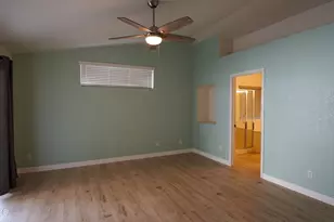 15231 N 87th Dr, Peoria, AZ 85381 - Photo 8