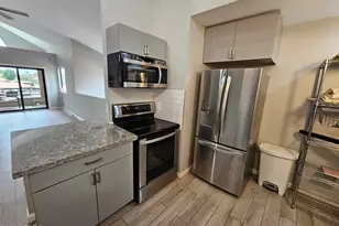 10301 N 70th St, Paradise Valley, AZ 85253 - Photo 18