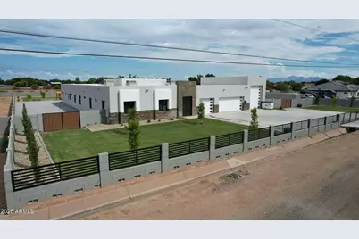 6521 N Citrus Road, Waddell, AZ 85355 - Photo 4