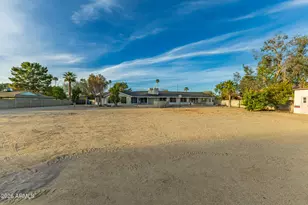 7143 W Union Hills Dr, Glendale, AZ 85308 - Photo 46