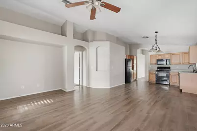 2049 N 109th Avenue, Avondale, AZ 85392 - Photo 6