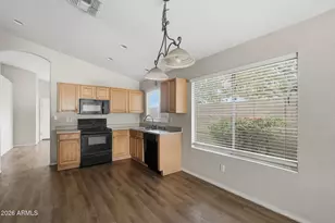 2049 N 109th Ave, Avondale, AZ 85392 - Photo 8