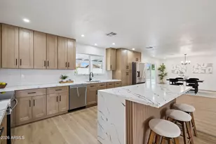 3402 E Dahlia Dr, Phoenix, AZ 85032 - Photo 2