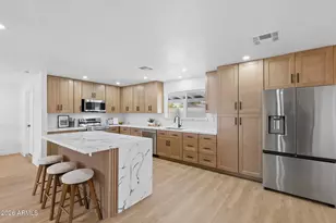 3402 E Dahlia Dr, Phoenix, AZ 85032 - Photo 8