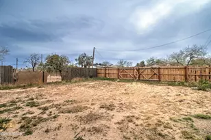 317 W 1st Ave, Casa Grande, AZ 85122 - Photo 6