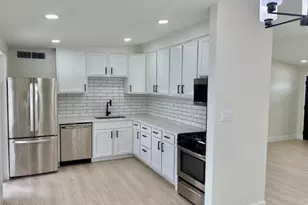 4936 W Highland Ave W, Phoenix, AZ 85031 - Photo 4