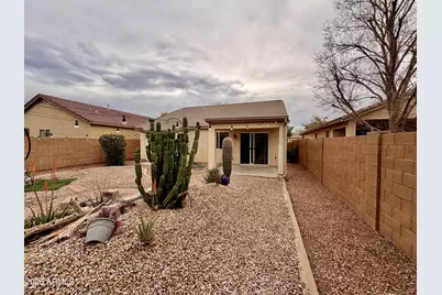 10502 E Wallflower Lane, Florence, AZ 85132 - Photo 14