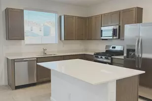 9528 W Cheery Lynn Rd, Phoenix, AZ 85037 - Photo 12