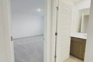 9528 W Cheery Lynn Rd, Phoenix, AZ 85037 - Photo 24