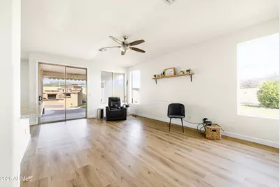 19520 N 61st Lane, Glendale, AZ 85308 - Photo 8