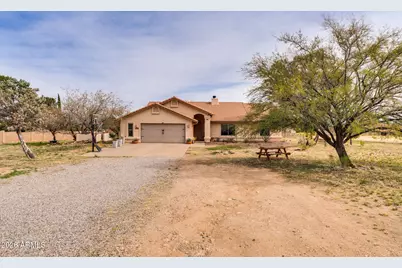 7595 S Malapai Drive, Hereford, AZ 85615 - Photo 8