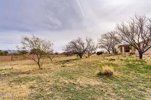 7595 S Malapai Dr, Hereford, AZ 85615 - Photo 40