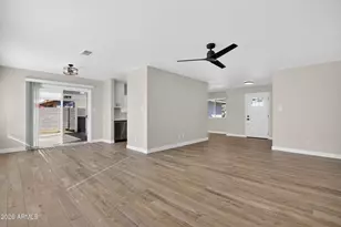 2355 W Waltann Ln, Phoenix, AZ 85023 - Photo 12