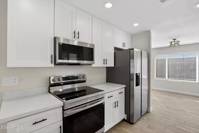 2355 W Waltann Lane, Phoenix, AZ 85023 - Photo 6